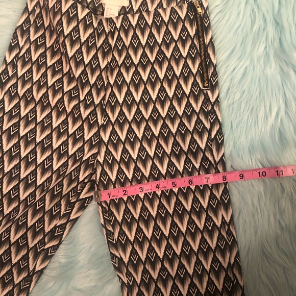 Sz. 2 H&M Cigarette Pants - Picture 7 of 16